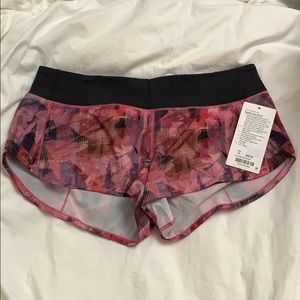 Lululemon Speed Up Short Size 10 UNZU/SUPD